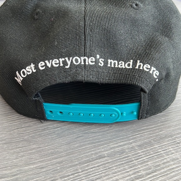 New Era * Alice in Wonderland cap - Picture 2 of 4